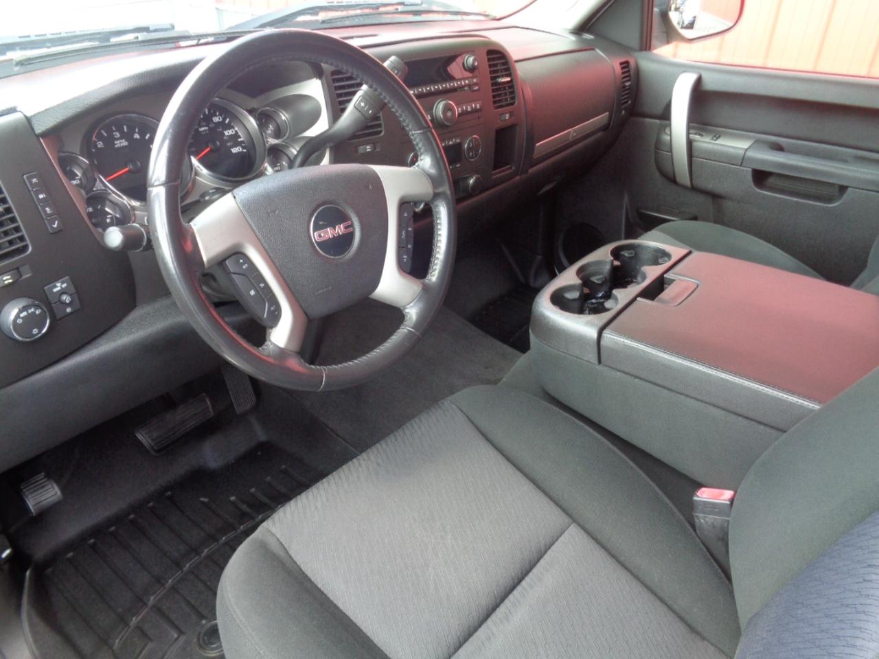 gmc sierra 1500 2010 3GTRKVE33AG199480 image gmc sierra 1500 2010 3GTRKVE33AG199480 image
